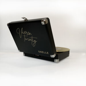 Private: Snelle – Vierentwintig – Crosley Cruiser Deluxe platenspeler